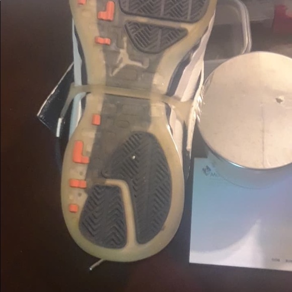 Jordan retro 16’s sz9 - Picture 2 of 5